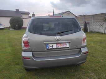 Toyota 1.8/benzyna /gaz - 5