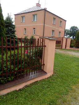 Przestrzenne siedlisko z domem , budynkami do produkcji ro - 5