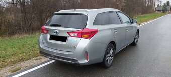 Toyota Auris 1.8 Hybryda 2014r 173 tyś km Kamera Hands-Free - 5