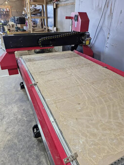 Frezarka CNC HPC 1325 8x4 - 5