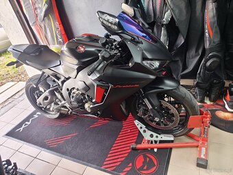 Honda Cbr 1000rr sc77 - 5