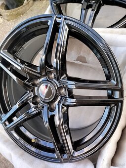A44# Alufelgi BORBET Demo 5x120 18" 8j Et 30 BMW E90 E91 E9 - 5