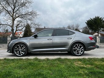 Škoda Superb 2023 Sport Line DSG 4x4 - 5