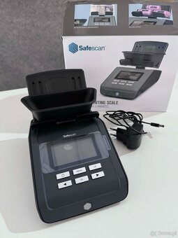 Syndyk sprzeda dwie liczarki i sejf meblowy - 5