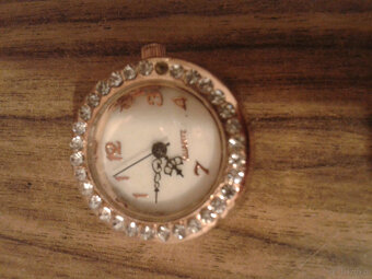 różne zegarki nakręcane - 5