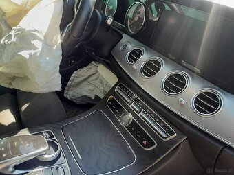 Mercedes Benz třídy E 400 combi - 5