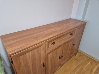 Stół i 6 krzeseł + komoda witryna i stolik - 5