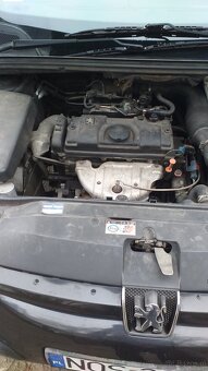 Sprzedam samochód osobowy PEUGEOT - 5