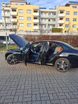 SPRZEDAM MERCEDESA C KLASA model 2020 - 5