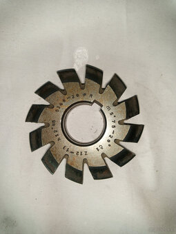 Frez obwiedniowy i modułowy - 5