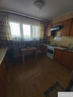 3 pokoje, 62.50m2, balkon, winda, do remontu, Os.Dobrzec - 5