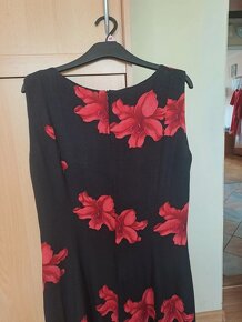 Śliczna czarna w czerwone kwiaty sukienka rozmiar 42 firmy C - 5