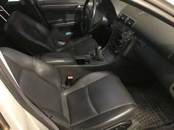 Mercedes W203 C240 V6 - 5