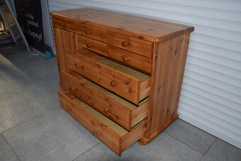 komoda z drewna sosnowego - jak nowa - 5