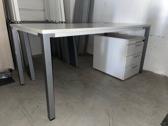 Stół Steelcase - 5