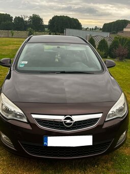 Astra J  1.4   Benzyna / gaz - 5