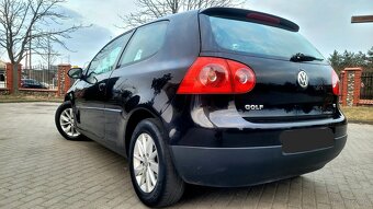 CZARNY KRÓLVolkswagen Golf 1.6 mpi z Klimą w bardzo dobrym - 5