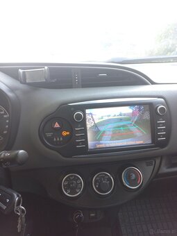 Toyota Yaris - 5