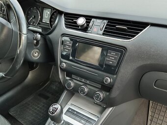 SKODA OCTAVIA POLSKI SALON - 5