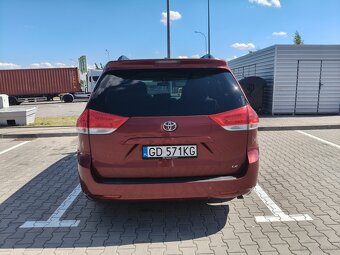 Sienna 3.5 benzyna 8 Osobowy automat okazja - 5