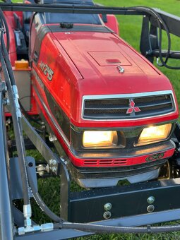 Mitsubishi MT245 z ładowarka - 5