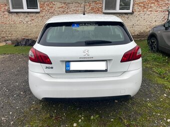 Peugeot 308 1.2 i 81kw, r.11/2015, klimatyzacja, uszkodzony - 5