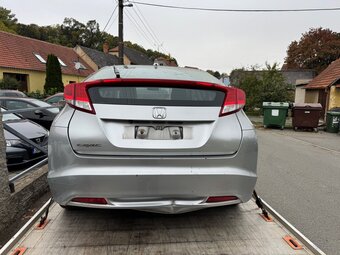 Honda Civic 9G 2.2 i-DTEC NH700M – Części / Całość - 5