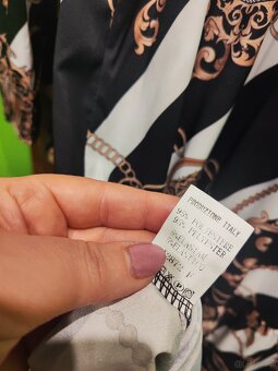 Długa luźna sukienka. Góra zapinana na guziki - 5