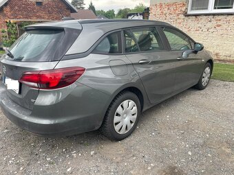 Opel Astra 1.6CDTi 81kw, r.2017, klimatyzacja - 5