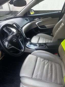 Samochód Opel Insygnia Sports Tourer SW - 5
