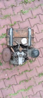 Silnik HATZ E780 uszkodzony - 5