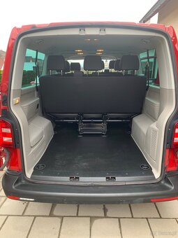 VW Caravelle 2.0 diesel, 9-osobowy Transporter4x4 - 5