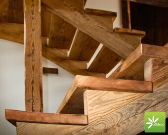 Schody ze starego drewna, balustrady, poręcze - 5