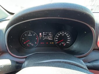 Kia Sportage 2.0 CRDi 4x4 - 5