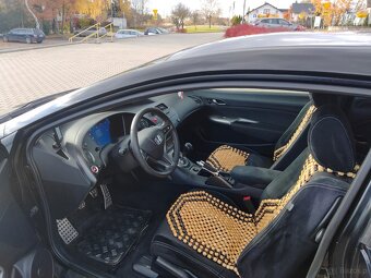 Hondą Civic UFO Type S - 5