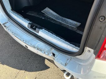 Dacia Duster 1.5 dCi 80 kW - 5