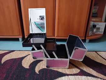 Kuferek na kosmetyki - 5