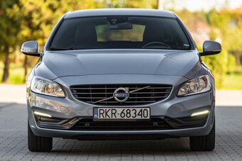 VOLVO V60 - 5