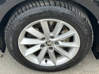 Škoda Superb 103kW 2.0TDI DSG NAVI 1.Maj. r.v.2014 - 5