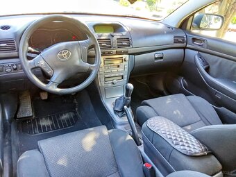 toyota avensis kombi - 5