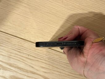 Sprzedam iPhone 16 Pro Max 512GB - czarny - 5