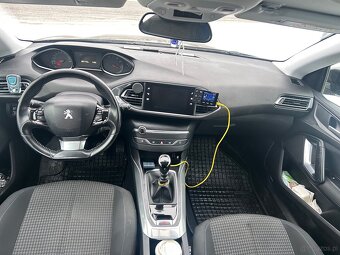 Peugeot 308 2020r 1.2. - style-130 koni 6 manuall - 5