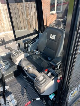 Caterpillar CAT 301.7D - 5