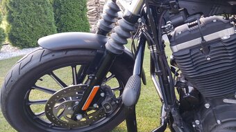 Harley Davidson Sportster Iron 883 - 5