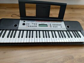 Keyboard YAMAHA YPT-260 - 5
