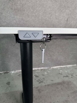 Syndyk sprzeda używane meble Ikea - 5