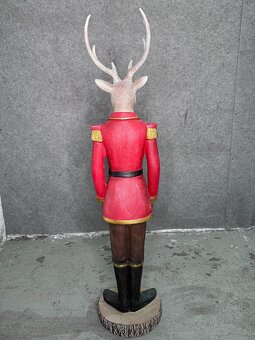 Syndyk sprzeda dekoracje - figurki jeleni - 5