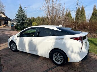 TOYOTA PRIUS HYBRYDA 2018 - 5