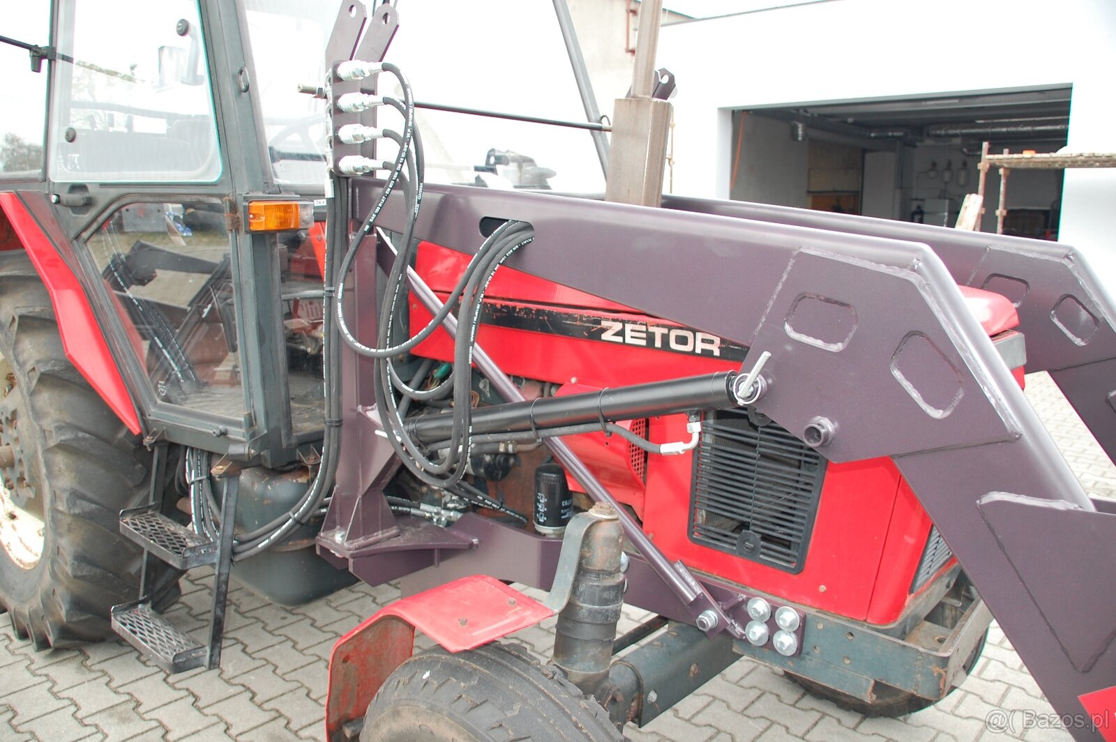 Ładowacz czołowy do Zetora z euroramką – udźwig 700 kg, 24 m - 6