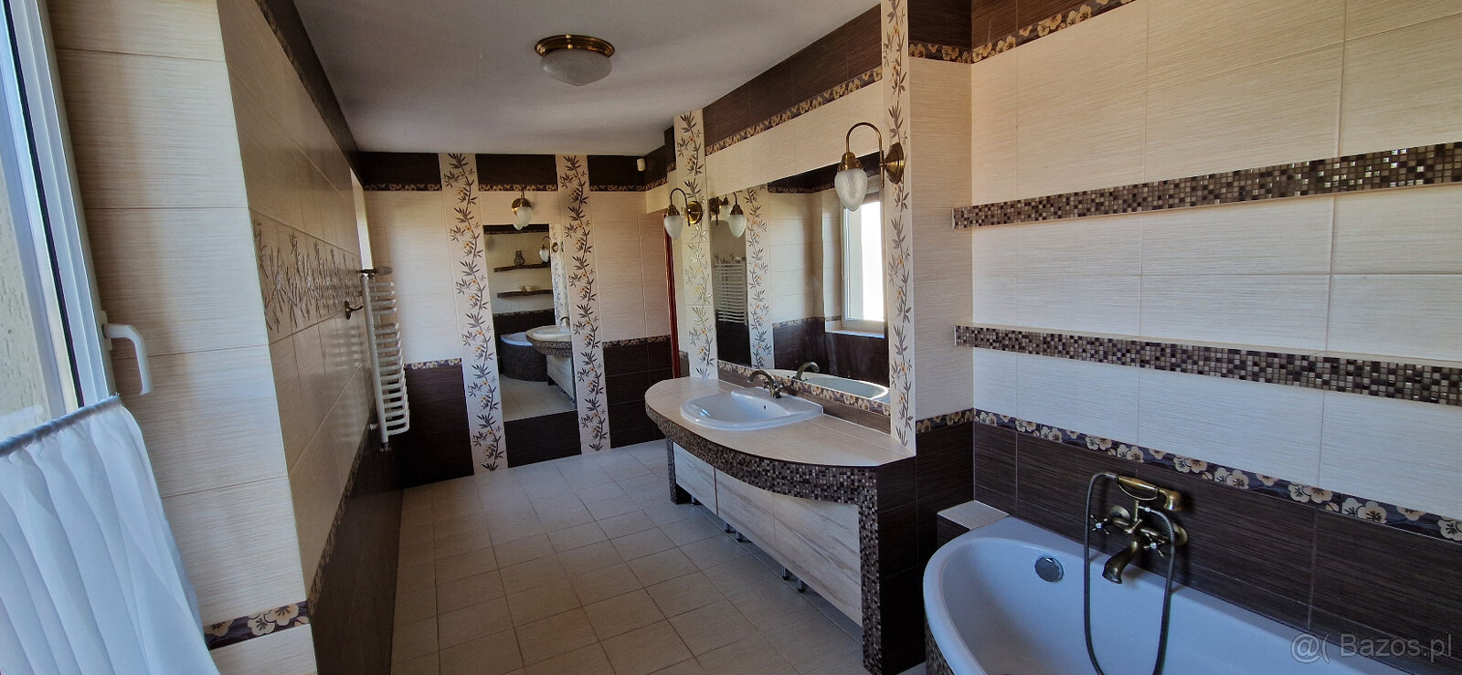 Kraków - Skotniki ul. Skotnicka 200m2 - - 6